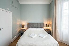 Gloucester Station Gem, 3 Bedroom Oasis