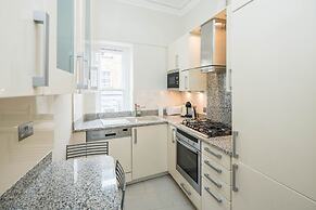 Gloucester Station Gem, 3 Bedroom Oasis