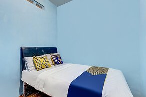 SPOT ON 90744  Alika Homestay