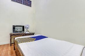 SPOT ON 90744  Alika Homestay