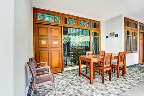 OYO 90891 Parang Kusumo Residence