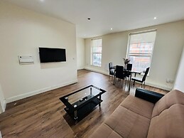 1-bed Apartment in Ealing - 2mins From Station