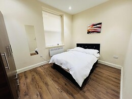 1-bed Apartment in Ealing - 2mins From Station