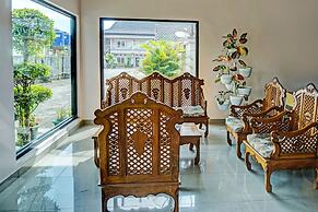 Capital O 92187 Hotel Sekar Sunja