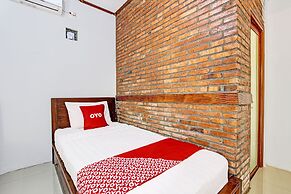 OYO 92201 Nayo Homestay Syariah