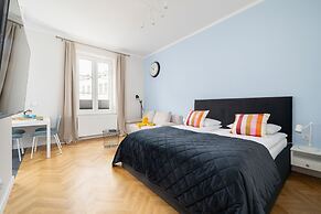 Studio Kazimierz for 4 Guests by Renters
