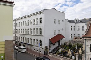 Studio Kazimierz for 4 Guests by Renters