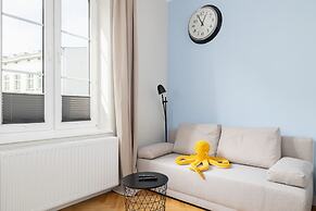 Studio Kazimierz for 4 Guests by Renters