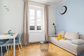 Studio Kazimierz for 4 Guests by Renters