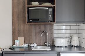 Your Apartment Tooting