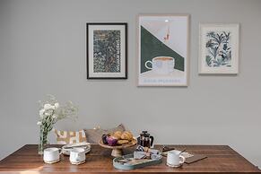 Your Apartment Tooting