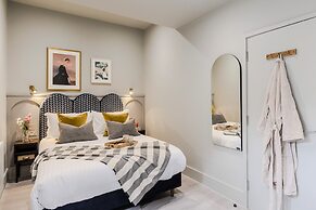 Your Apartment Tooting