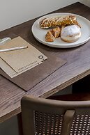 Your Apartment Tooting