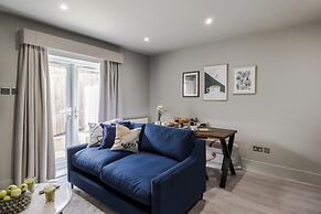 Your Apartment Tooting