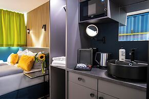 [BEE]VILLAGE MESSEHOTEL HANNOVER-LAATZEN.