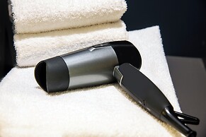 [BEE]VILLAGE MESSEHOTEL HANNOVER-LAATZEN.