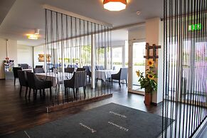 [BEE]VILLAGE MESSEHOTEL HANNOVER-LAATZEN.