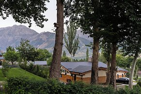 Burchmulla Resort & Chalets