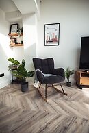 Exquisite 6 Bedroom Luxury Home