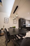 Exquisite 6 Bedroom Luxury Home