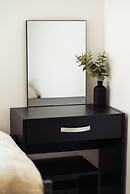 Exquisite 6 Bedroom Luxury Home