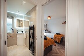 Exquisite 6 Bedroom Luxury Home