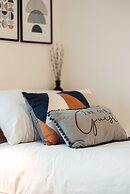 Exquisite 6 Bedroom Luxury Home