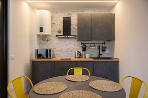 Sapiti Modern by Mmega