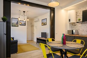 Sapiti Modern by Mmega