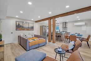 Pacific Northwest Retreat Duplex 3min from Seattle by RedAwning