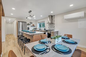 Pacific Northwest Retreat Duplex 3min from Seattle by RedAwning