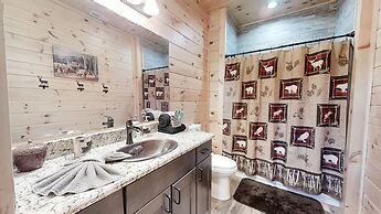 Lazy Bear Lodge 5 Bedroom Cabin by RedAwning