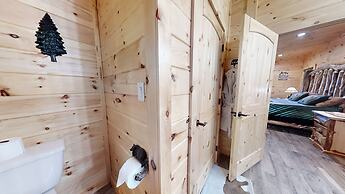 Lazy Bear Lodge 5 Bedroom Cabin by RedAwning