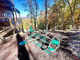 Lazy Bear Lodge 5 Bedroom Cabin by RedAwning