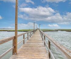 Tranquil Bay Rryc50 2 Bedroom Condo by RedAwning