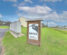 Tranquil Bay Rryc50 2 Bedroom Condo by RedAwning