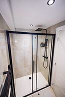 Luxurious 3-Bedroom Oasis Manchester