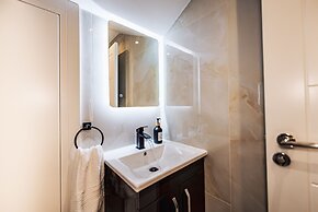 Luxurious 3-Bedroom Oasis Manchester