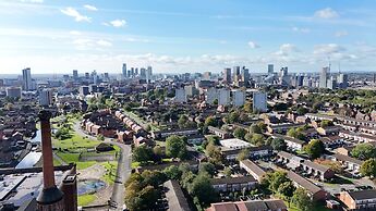 Luxurious 3-Bedroom Oasis Manchester