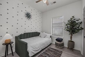 Wonderful Getaway in East Houston