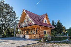 Log Cabin Forest Fairy