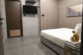 Recharge Residences