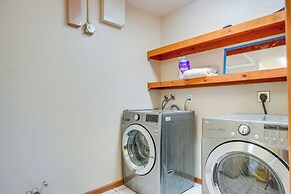 Spacious Arizona Retreat w/ Deck & Mountain Views!