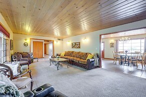 Spacious Arizona Retreat w/ Deck & Mountain Views!