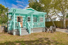 Galveston Vacation Rental: Deck & Central Location