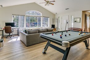 Pet Friendly Mariposa Retreat w/ Spacious Patio!