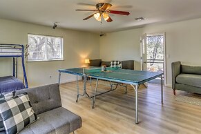 Pet Friendly Mariposa Retreat w/ Spacious Patio!