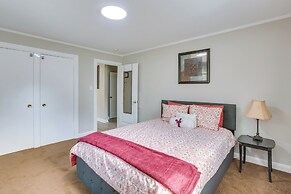 Cozy Greensboro Vacation Rental w/ Deck & Fire Pit