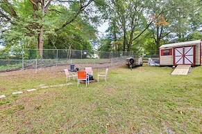 Cozy Greensboro Vacation Rental w/ Deck & Fire Pit