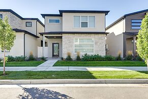 Inviting American Fork Home With Community Pool!